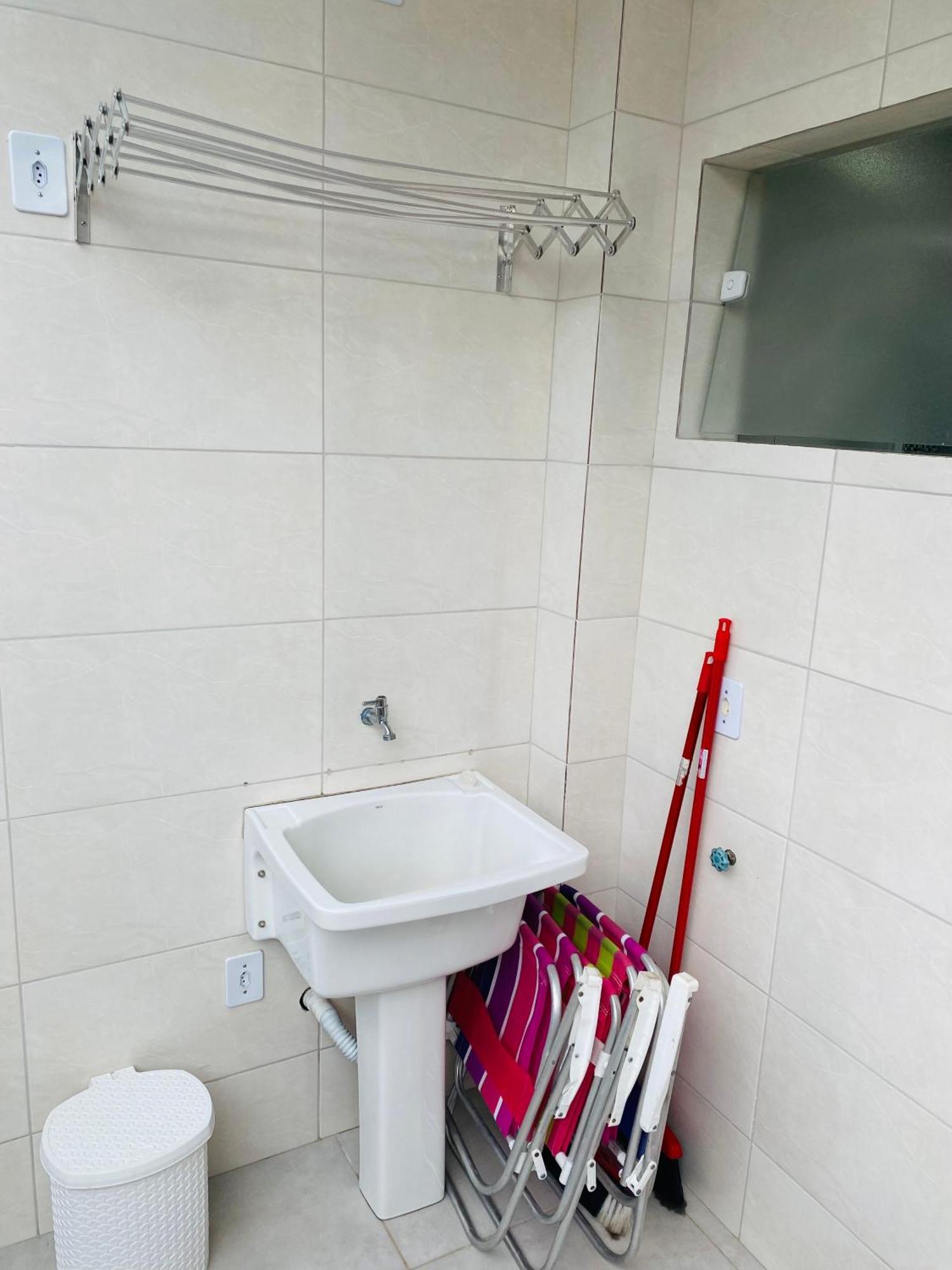 Ap Em - 250 Metros Da Do Sape - Maranduba - Ii Com Piscina Apartment *